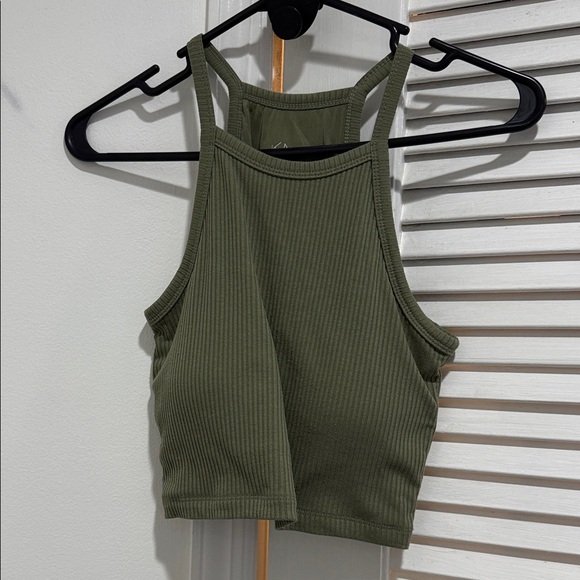 Olive Green Ribbed cropped halter brami - Picture 1 of 1